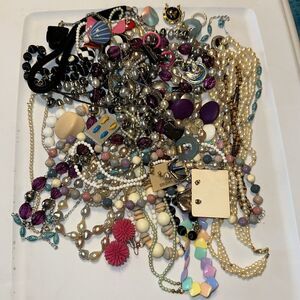 Vintage Estate Cleanout Grab bag Mod Costume Jewelry Arts Craft Over 1 Lb